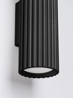 Applique con luce direzionale Gleam