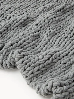 Coperta a maglia grossa fatta a mano Adyna
