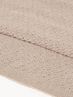 Coperta morbida lavorata a maglia in ciniglia Everly