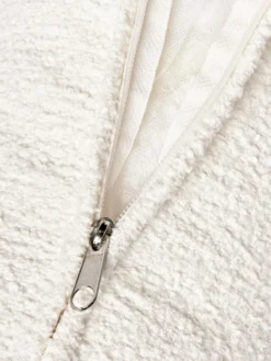 Cuscino cilindrico per divano in bouclé Sofia