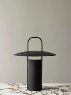 Lampada da tavolo a LED con luce regolabile e porta USB Ray