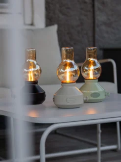 Lampada da tavolo LED piccola da esterno Glimt, dimmerabile