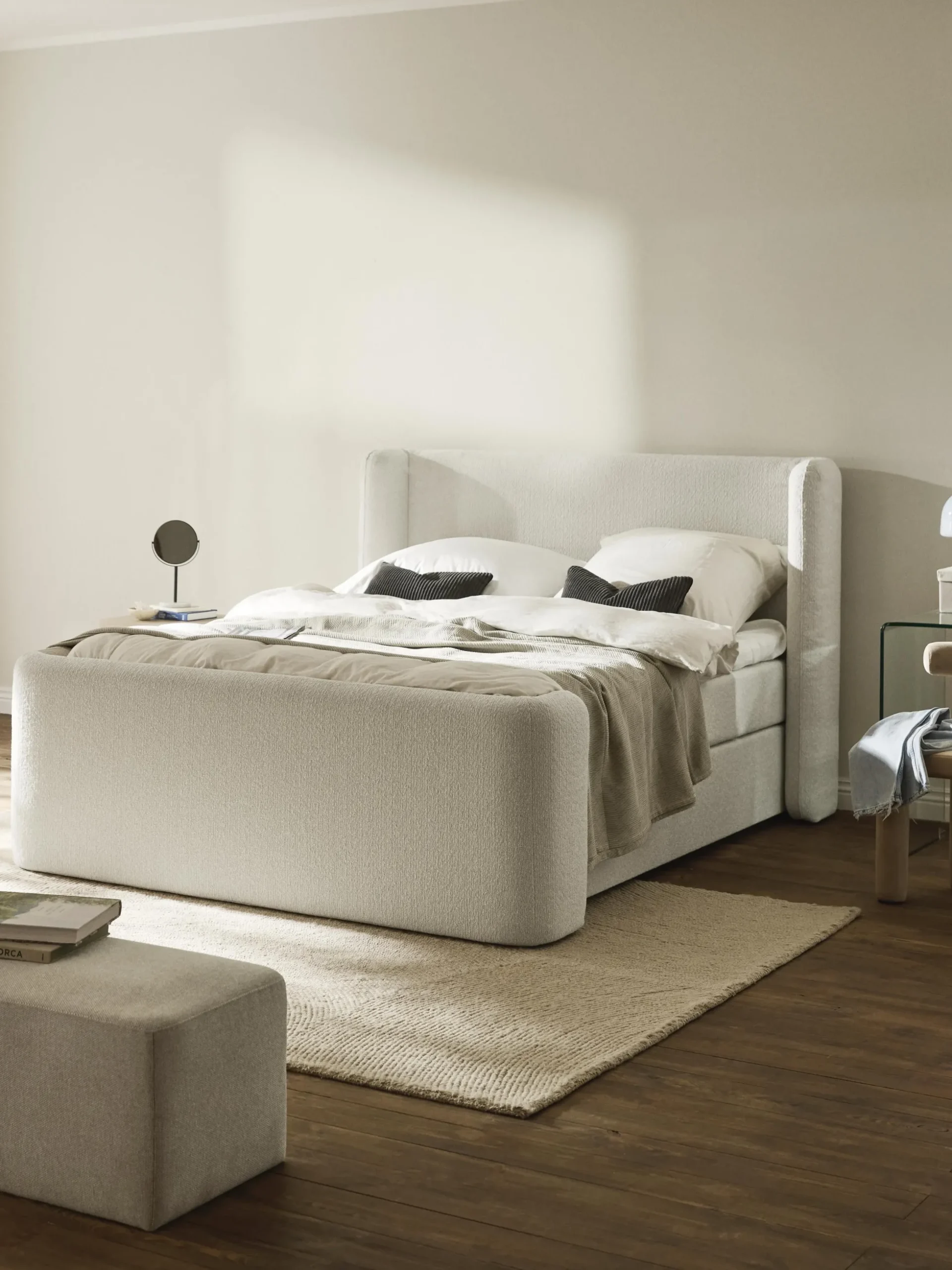 Letto boxspring in bouclé con contenitore Perla
