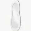 Specchio da parete con cornice in marmo Meringue